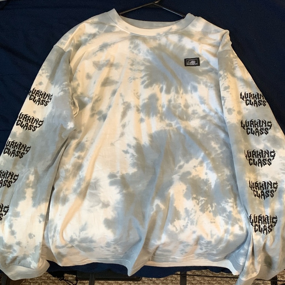 Sketchy tank long sleeve worn once